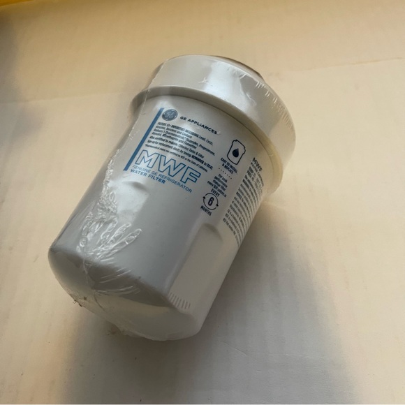 GE MWF Refrigerator Water Filter Replacement Pc86828 - Picture 6 of 6